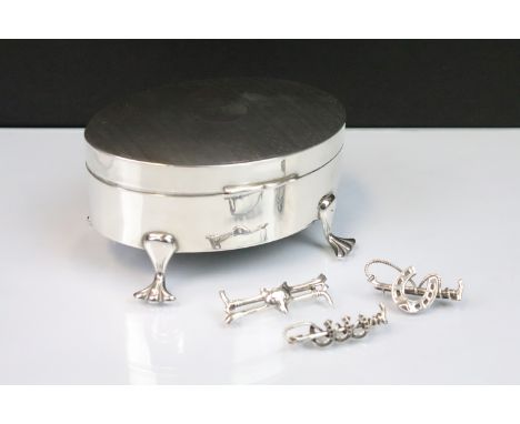 Early 20th Century silver hallmarked jewellery box of oval form raised on four feet with engine turned lid (hallmarked Cheste
