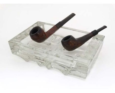 Smoking Pipes : A mid 20thC ' Dr Plumb Supreme ' bulldog pipe , having large tapered bowl and semi - diamond shank and stem .