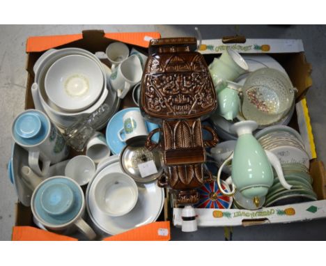 A quantity of teaware and decorative ceramics to include a part Meakin 'Aztec' pattern tea and coffee service, further Wedgwo