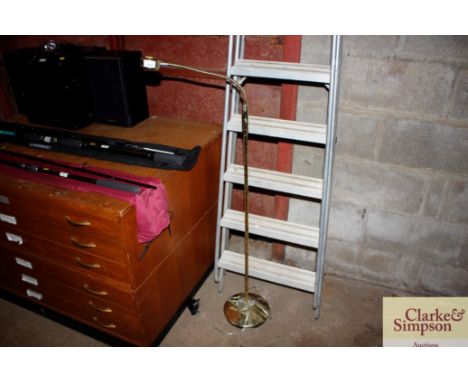 An adjustable reading light