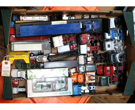 A quantity of Various Makes. Including 10 Corgi Tractor Units - MAN, Craib. Scania, Van Bentum. MAN, Thomas etc. American Tru