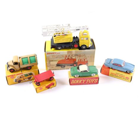 5 Dinky toys. Includes 970 Jones Fleetmaster Cantilever Crane, in yellow, with white jib, and black chassis, 142 Jaguar Mark 