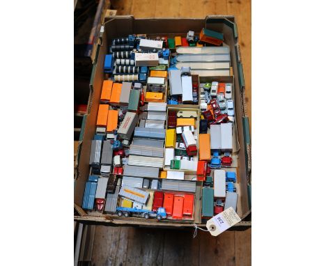 100+ Wiking HO scale plastic model vehicles. Mainly Volkswagen, Mercedes, Ford etc. Cars, vans, trucks, lorries, truck and tr