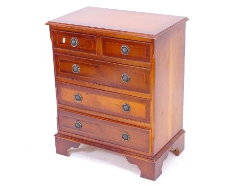 A reproduction mahogany and satinwood-strung chest of 2 short and 3 long drawers, on bracket feet, W60cm, H74cm, D38cm 