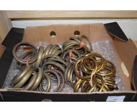BOX OF VARIOUS VINTAGE BRASS CURTAIN RINGS