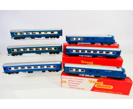 Tri-ang - Kitmaster - A OO gauge Midland Pullman in blue, the Motor car, non powered car and one coach are in boxes, the othe