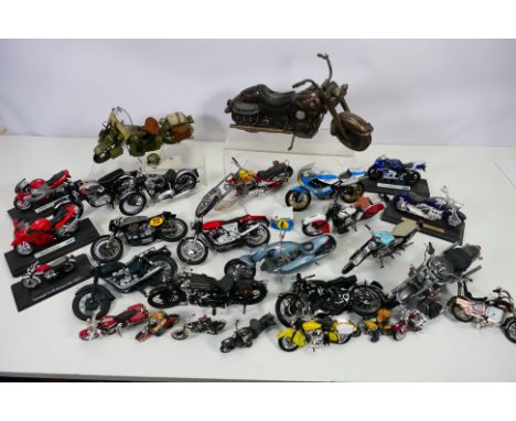 Franklin Mint - Welly - Maisto etc - a collection of model motorbikes of various scales, diecast and other media, including Y