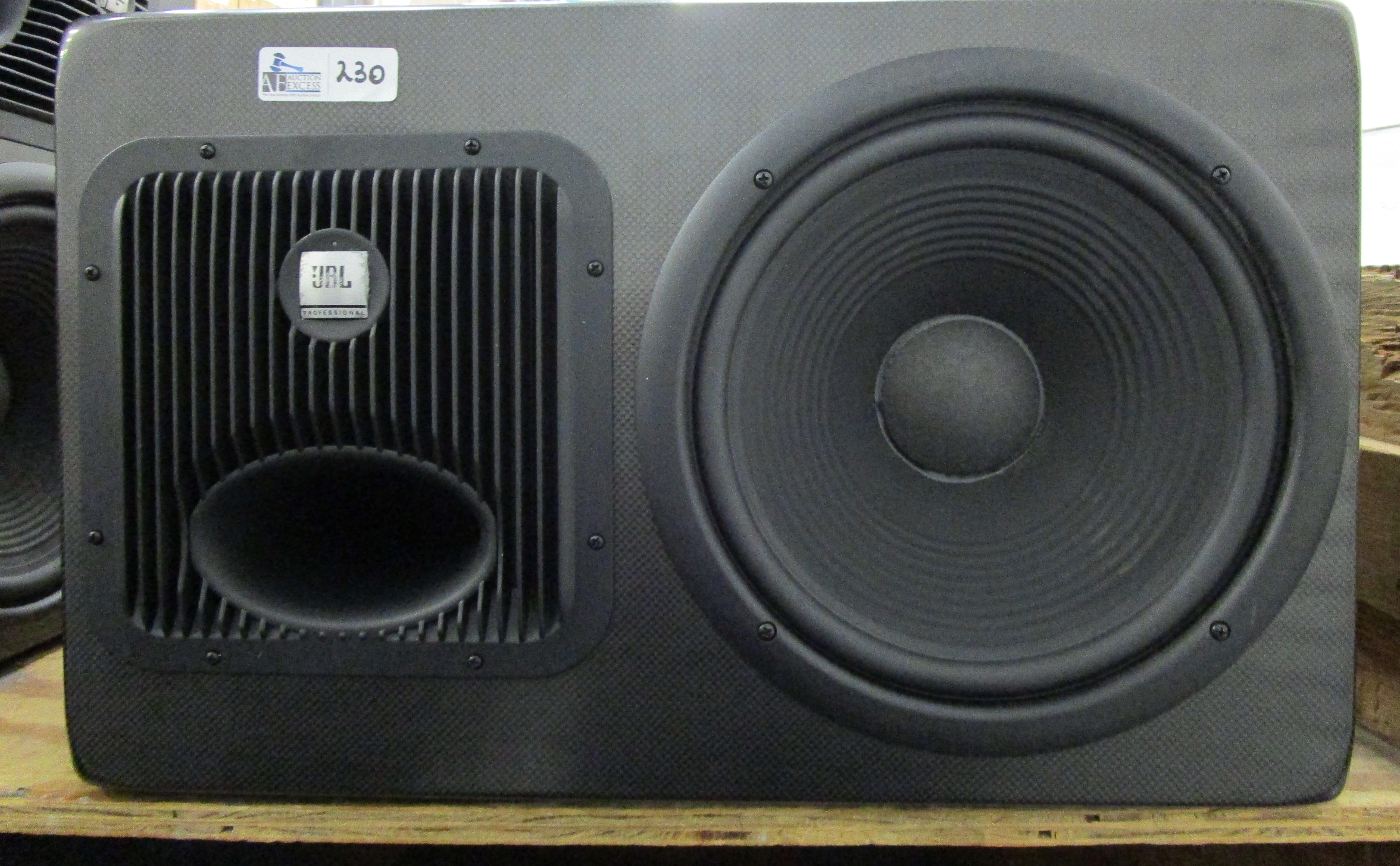 JBL LSR12P POWERED SUBWOOFER
