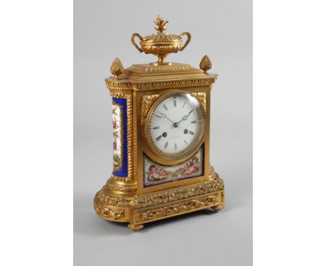 Bronze-Kaminuhr Lepine ParisFrankreich, 2. H. 19. Jh., auf Ziffernblatt und Werk gemarkt "Lépine 2. Place de Victorianes Pari