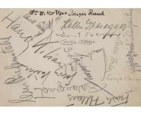 Autograf Olympische Spiele 1936Postkarte der Olympischen Winterspiele 1936 in Garmisch Partenkirchen, mit 18 Autografen, Leni