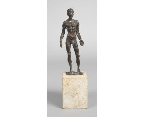 Wilfried Fitzenreiter, "Stehender"1980er Jahre, undeutlich signiert, Bronze dunkel patiniert, bewegte Darstellung eines stehe