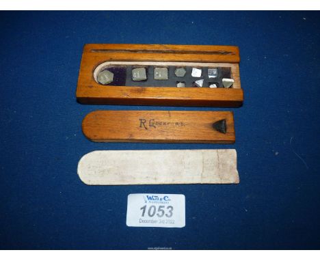 A set of precious metal scales weights, cased.
