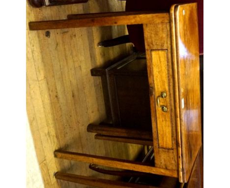 A Victorian mahogany tea table having single frieze drawer.