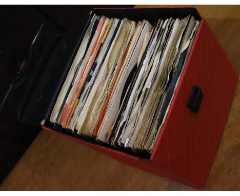 Approximately 80 1970s and 1980s singles. P&amp;P Group 2 (£18+VAT for the first lot and £3+VAT for subsequent lots) 