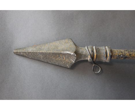Curtain pole in the form of an arrow.  Width 164 cm 