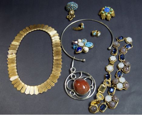 Vintage designer jewellery to include a Grosse (Germany) gold-tone choker, Christian Dior 1960s brooches and boxed necklace a