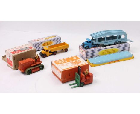 4 Dinky Toys boxed models to include, No. 921 Bedford Articulated Lorry in yellow (VG-E,BVG), No. 563 Heavy Tractor in orange