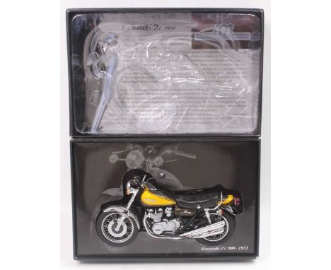 A Minichamps Classic Bike Series No. 40 Model No. 164101 1/12 scale model of a Kawasaki Z1 900 1972, appears as issued in the