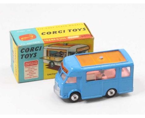 Corgi Toys No. 471 Smiths Karrier Mobile Canteen, comprising of blue body with standing attendant figure and Joe's Diner live