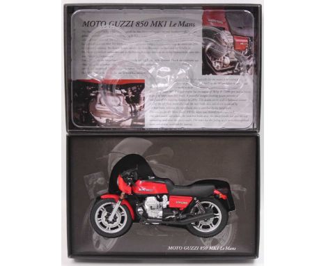 A Minichamps Classic Bike Series No. 11 Model No. 165300 1/12 scale model of a Moto Guzzi 850 MK1 Le Mans, appears as issued 