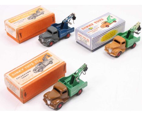 Dinky Toys No. 25X/430 Commer Breakdown Lorry group of 3 boxed models comprising - 1. Grey cab with blue back, the model woul