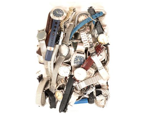 Thirty-nine vintage wristwatches, mostly gentlemen's, stainless steel cases, mostly stainless steel straps, mostly automatic 
