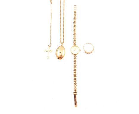 A collection of gold jewellery, a 9 carat yellow gold 25mm oval locket, Birmingham 1997, on a 9 carat gold 2mm gauge twisted 