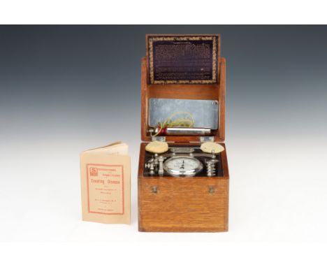 AN Unusual American Electromedical Shock Machine, American, c.1890, with a metal plaque for 'R. G. WILLIAMS, MANUFACTURER 8 B