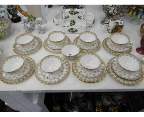 A COLLECTION OF SPODE CHINA