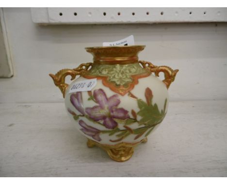 A HAND PAINTED ROYAL WORCESTER VASE