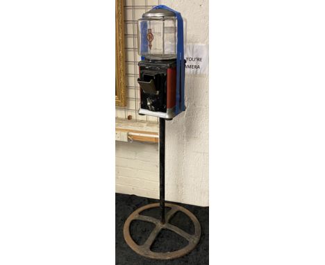 VINTAGE GUM BALL MACHINE