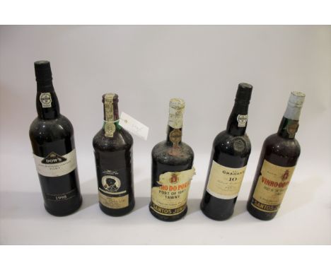 PORT: Niepoort Colheita, 1970, level mid neck, one bottle; Graham 10 year tawny port, one bottle; Santos Junior, tawny port o