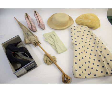 VINTAGE CLOTHING &amp; ACCESSORIES including a early 20thc cream silk parasol decorated with pale grey flowers, a pair of lat