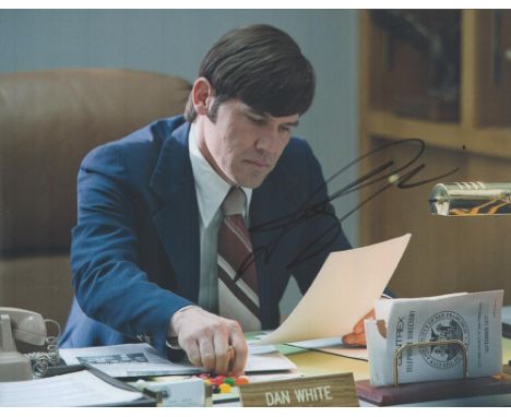 Actor, Josh Brolin signed 10x8 colour photograph. Brolin has appeared in films such as The Goonies (1985), Mimic (1997), Holl
