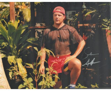 51 First Dates Actor, Sean Astin signed 10x8 colour photograph pictured as his role as Doug Whitmore in the 2004 comedy 50 Fi