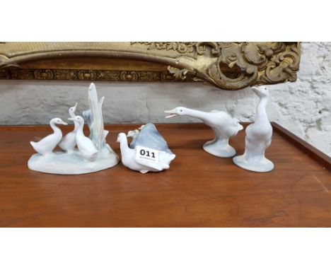 3 LLADRO AND 1 NAO BIRD FIGURES