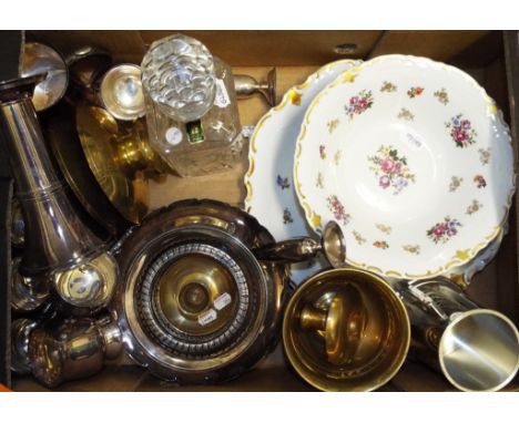 Assorted glassware, ceramics, metalware, a dressing mirror, pictures, a travelling trunk, and two large Alpine style horns, 3