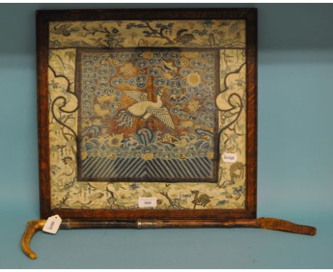 A Swaine & Co riding crop, with silver mounts, and a Chinese embroidered silk panel, 39.5 x 41 cm (2) Condition report Report