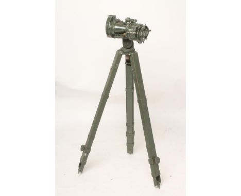 A 7 X 50 BINOCULAR GUN SIGHT BY ROSS, LONDON, painted in green with a tripod and original wooden box, binocular 11" deep (Est