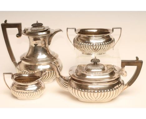 A COMPOSITE FOUR PIECE SILVER TEA AND COFFEE SERVICE, makers Asprey & Co. Ltd., Birmingham 1917 (sugar basin), Birmingham 191