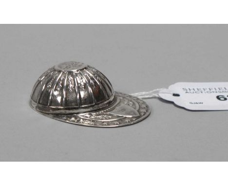 A Novelty Hallmarked Silver Jockey Cap Caddy Spoon, WW, Sheffield 1988, allover textured finish, 5.3cm long.