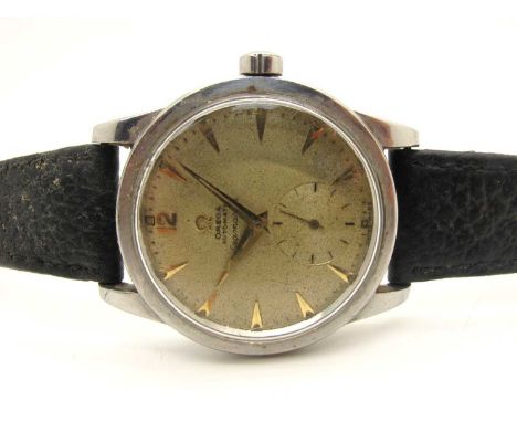 Omega; A Vintage Seamaster Automatic Gent's Wristwatch, the signed dial with Arabic numeral and arrow head markers and second