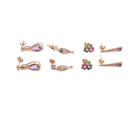 Four pairs of earrings for pierced ears, diamond, amethyst, and others, a pair of diamond set drop earrings, the two 8 cut di