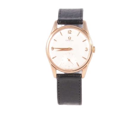 Omega - a gentleman's 9 carat yellow gold manual wind wristwatch, 29mm circular champagne raised baton dial with Arabic numer
