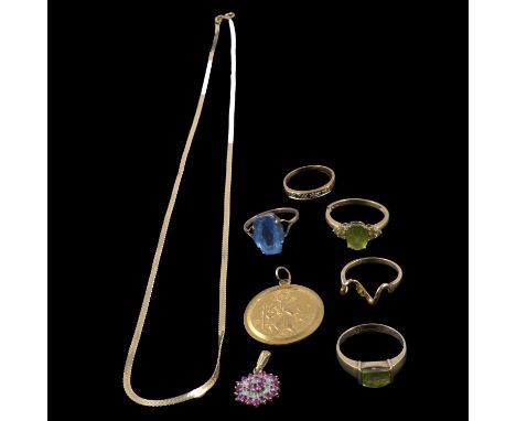 A collection of 9 carat yellow gold jewellery, a 9 carat yellow gold 22mm St Christopher, 45cm flat S link chain necklace; fo