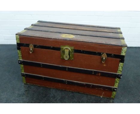 Storage trunk, 50 x 84cm 