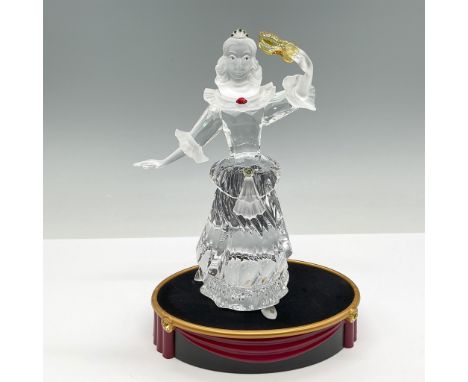 This Swarovski crystal figurine was the 2000 Annual Edition from the Swarovski Collectors Society (SCS).  This exquisite piec