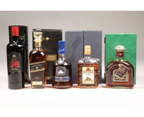 Five assorted bottles blended scotch whisky all in presentation boxesCutty Sark 25 year old 700ml 45.7%volJohnnie Walker prem