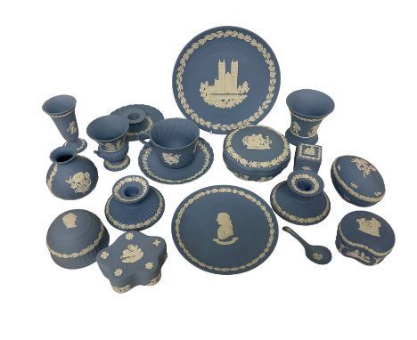 Quantity of Wedgwood Jasperware to include dishes, lidded boxes, vases, candlesticks, caddy spoon etc