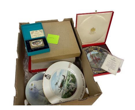 Halcyon Days Bilston Enamel Rolls Royce box, with certificate and box, and quantity of collectors plates to include Spode Mul